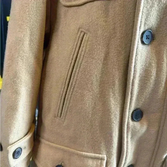 Gap - Picture 6 of 8